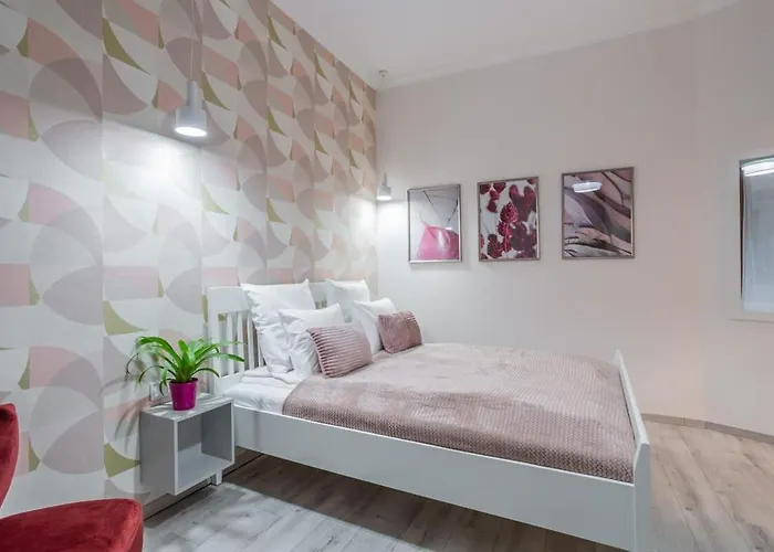 Gorgeous & Super Apartman *